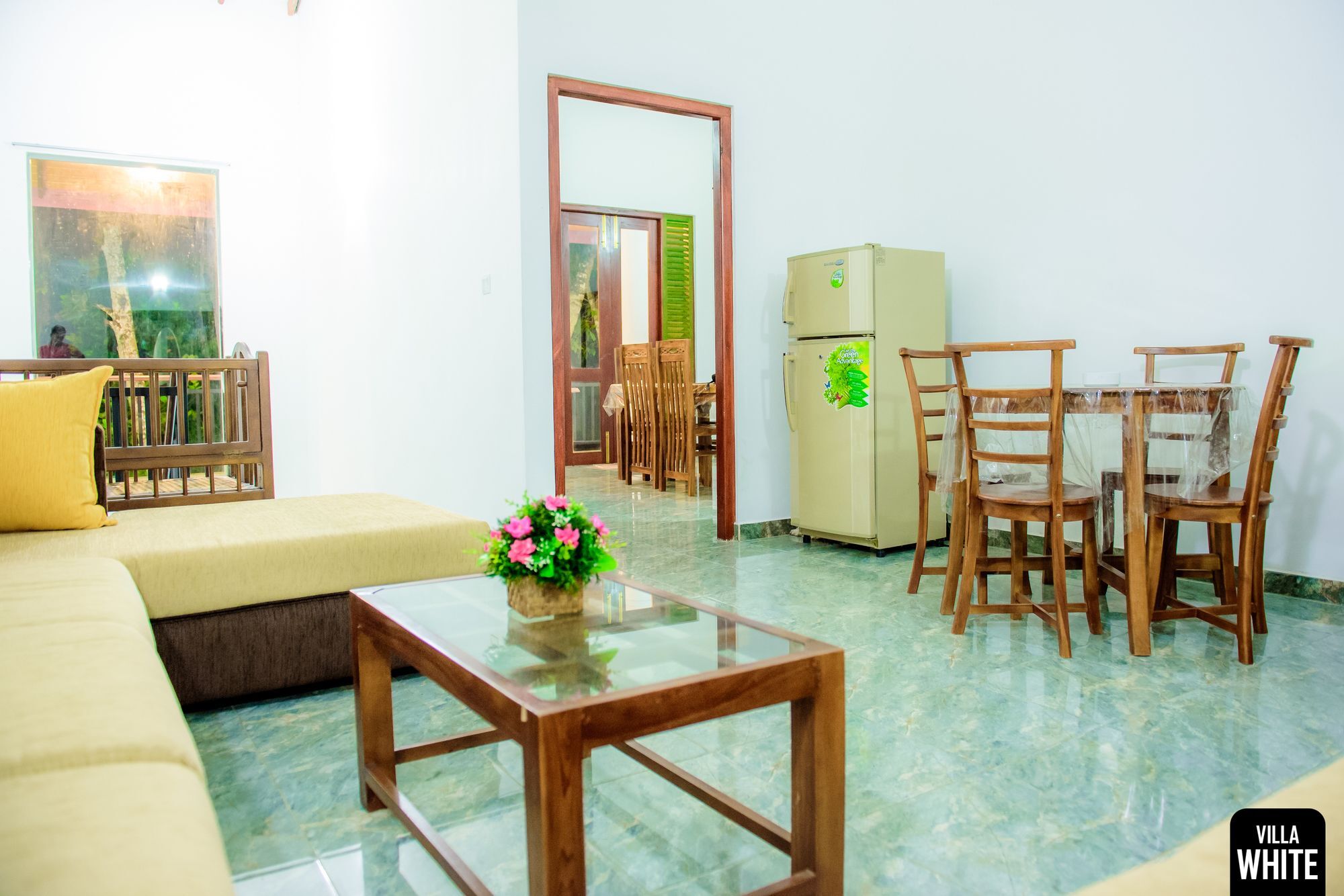 Villa White Hikkaduwa Buitenkant foto
